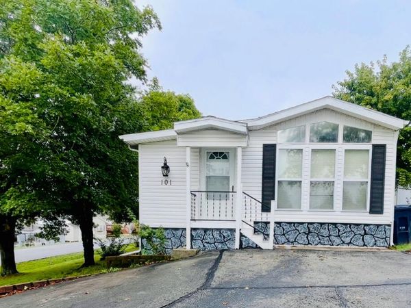 101 Hilltop Circle, Branson, MO 65616