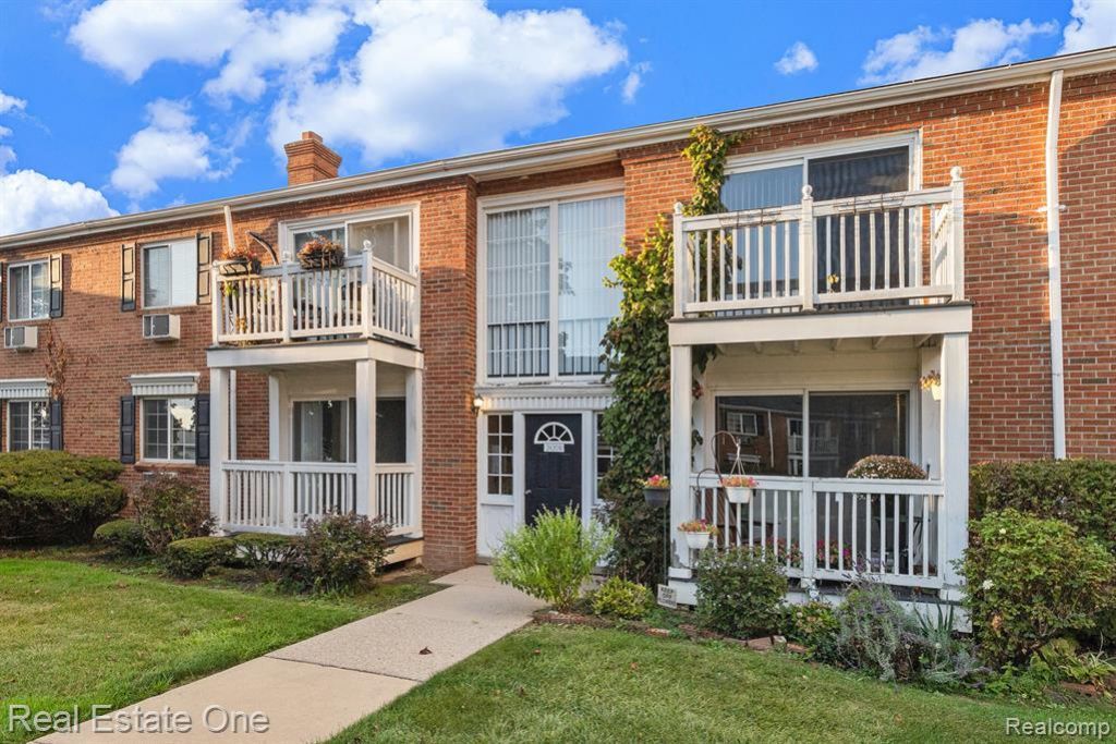 2420 Parmenter Boulevard, Royal Oak, MI 48073 Main Photo