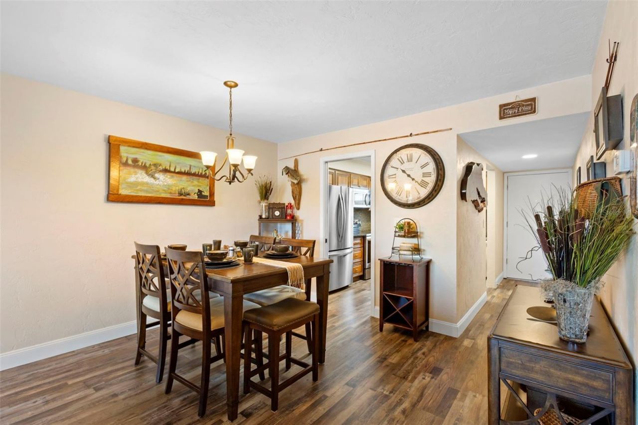 1640 Juno Trail, Unit 202D, Astor, FL 32102 Photo