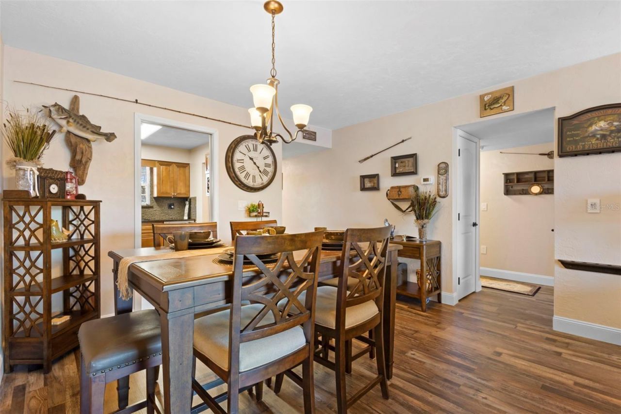 1640 Juno Trail, Unit 202D, Astor, FL 32102 Photo