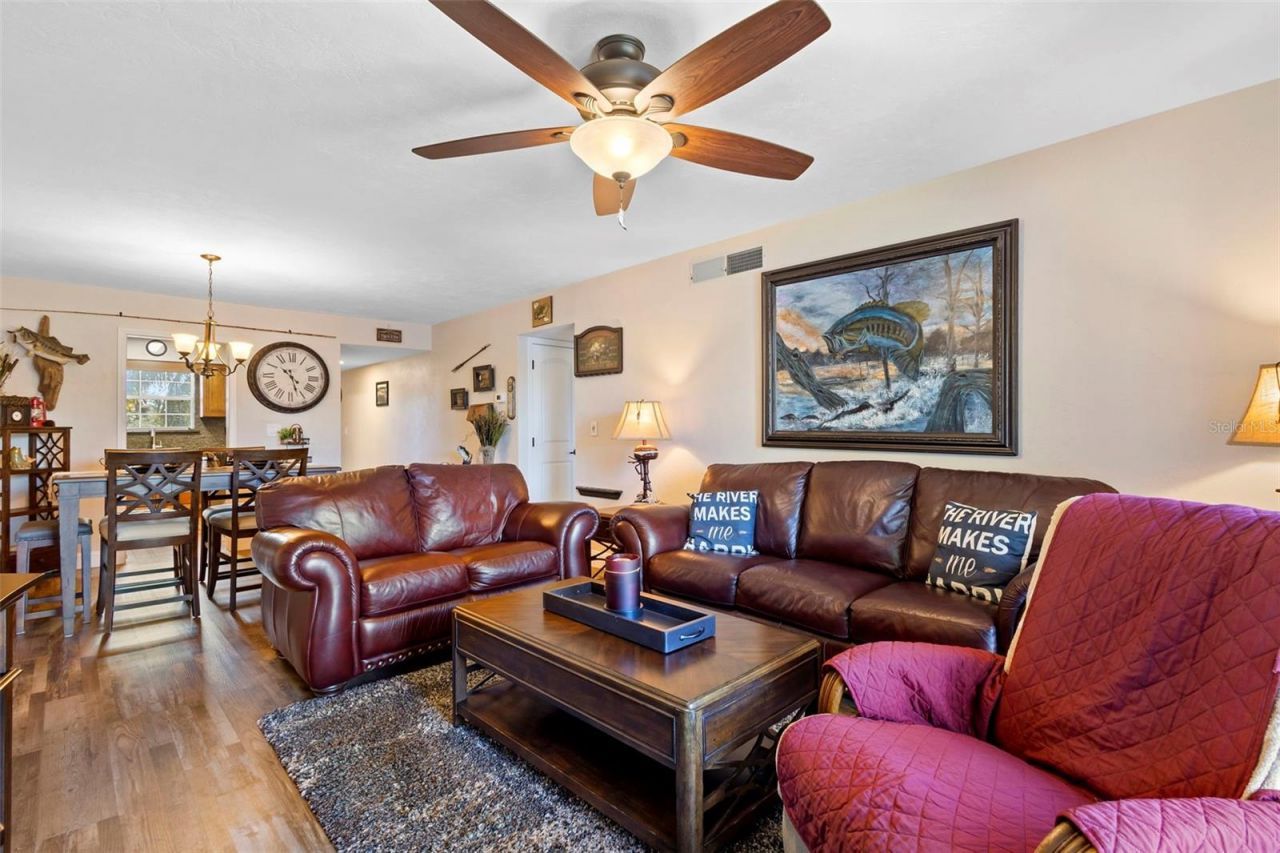1640 Juno Trail, Unit 202D, Astor, FL 32102 Photo