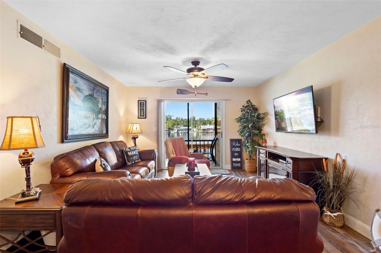 1640 Juno Trail, Unit 202D, Astor, FL 32102 Photo