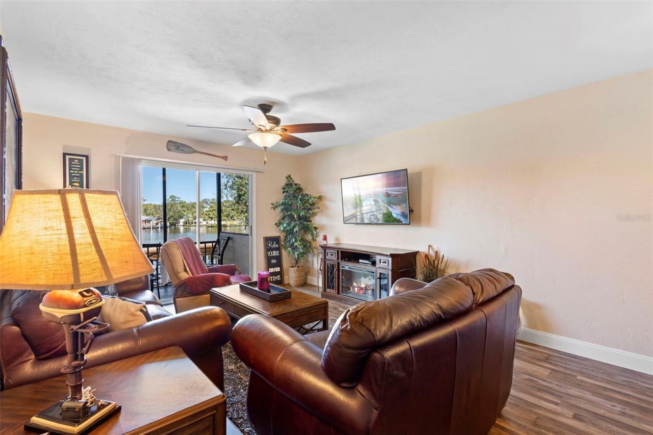 1640 Juno Trail, Unit 202D, Astor, FL 32102 Photo