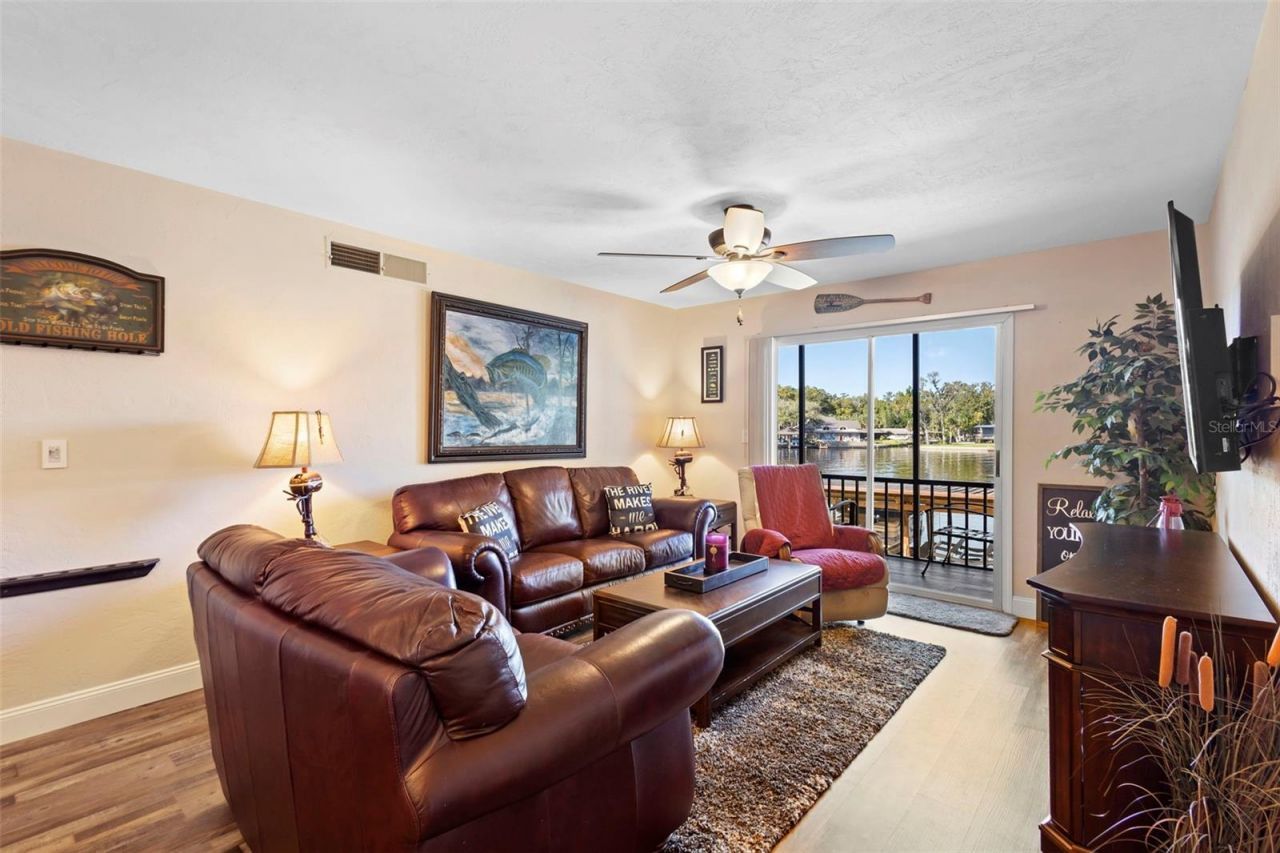 1640 Juno Trail, Unit 202D, Astor, FL 32102 Photo