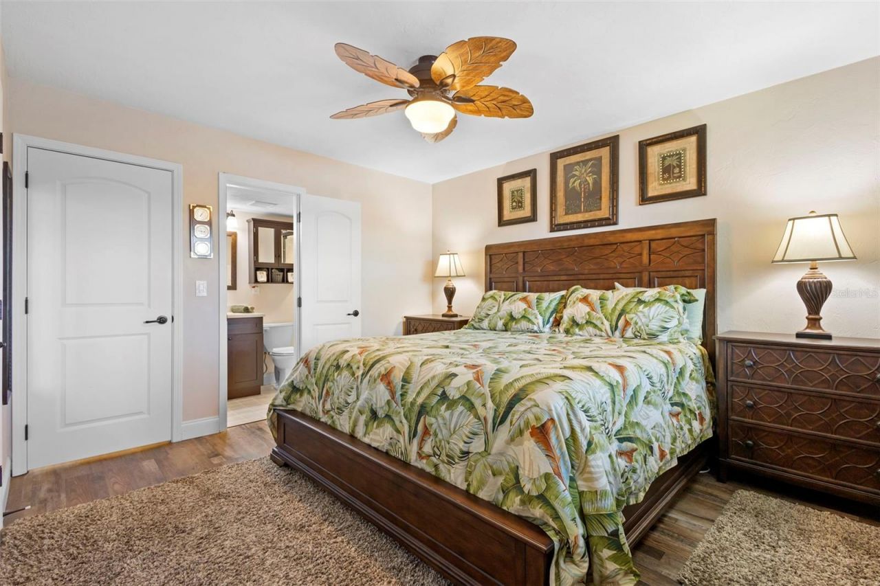 1640 Juno Trail, Unit 202D, Astor, FL 32102 Photo