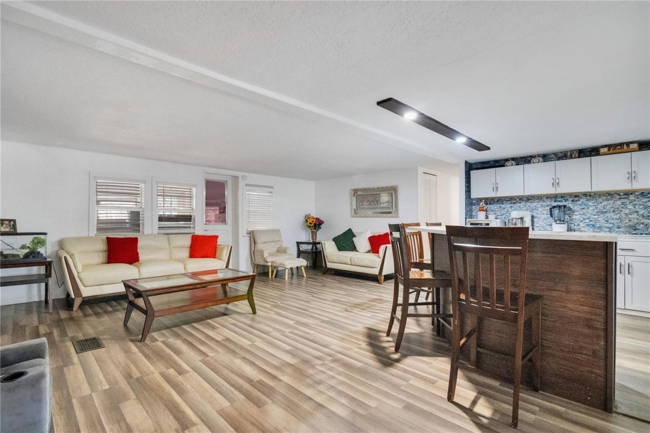 32708 Gere Lane, Sorrento, FL 32776 Photo