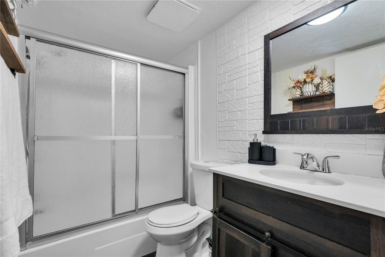 32708 Gere Lane, Sorrento, FL 32776 Photo