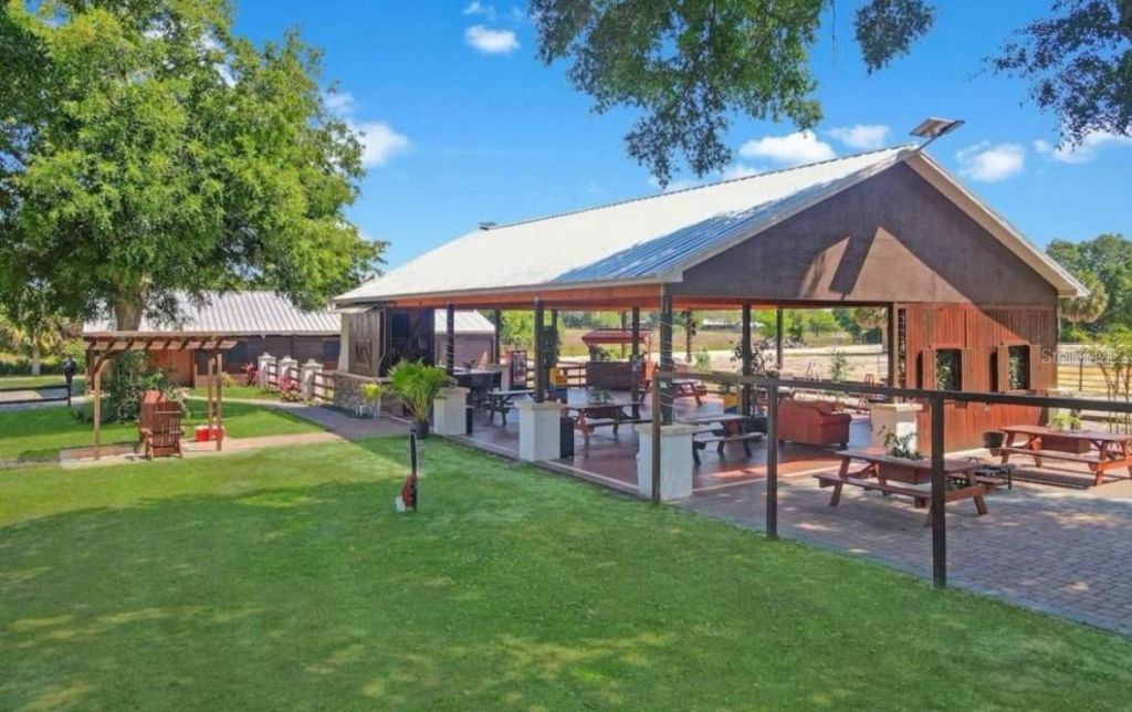 32708 Gere Lane, Sorrento, FL 32776 Photo