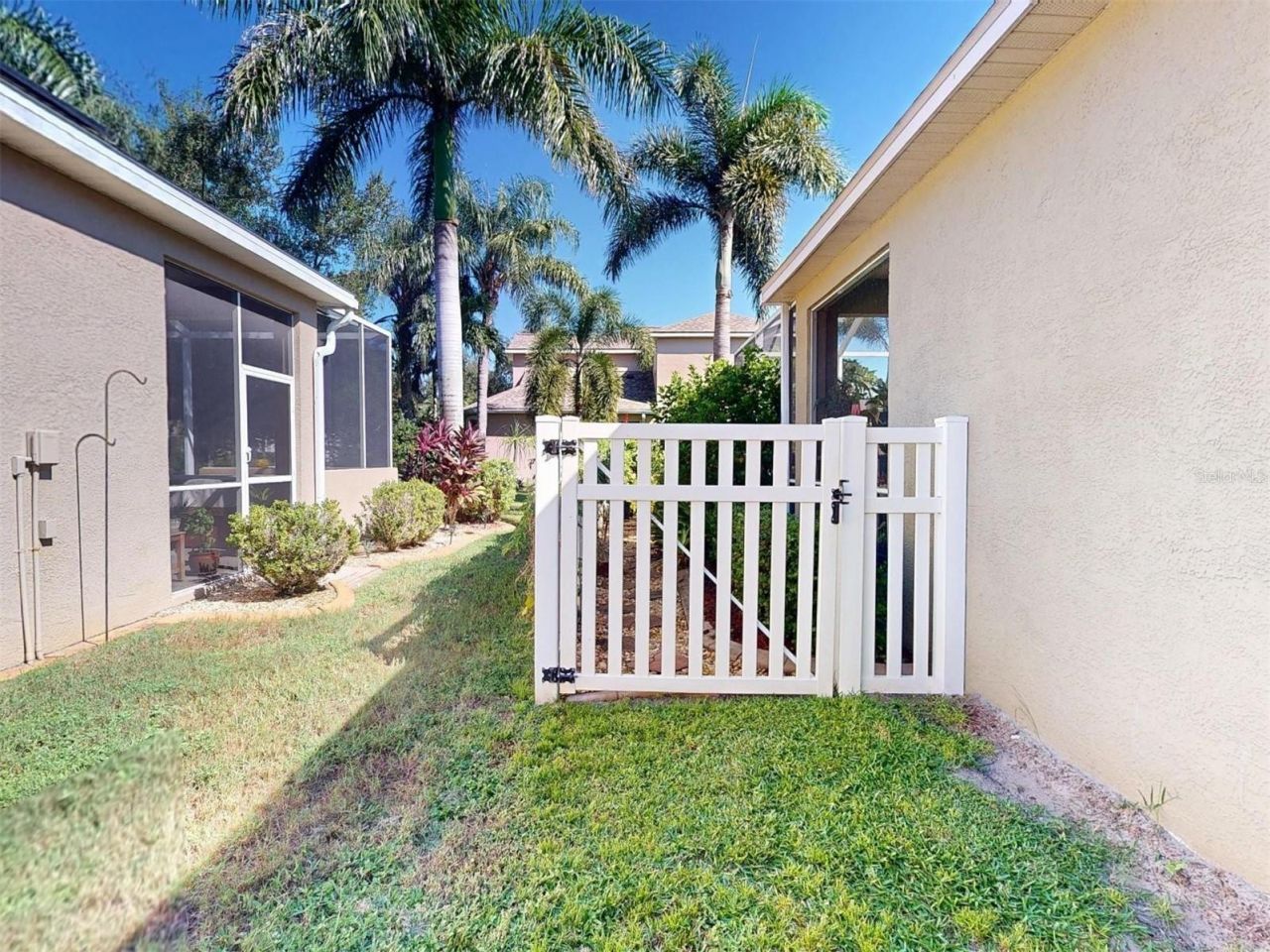 3611 2nd Drive Ne, Bradenton, FL 34208 Photo