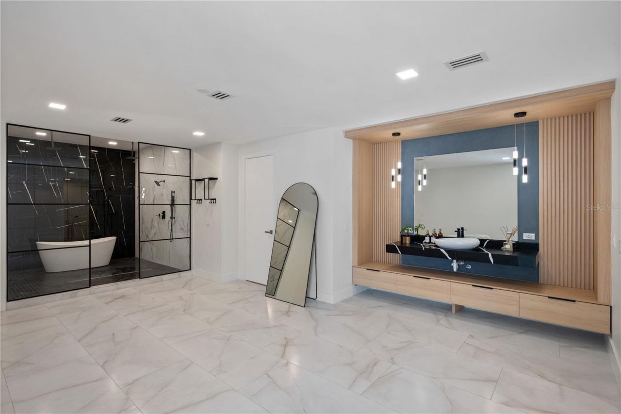 808 Sweetwater Club Boulevard, Longwood, FL 32779 Photo