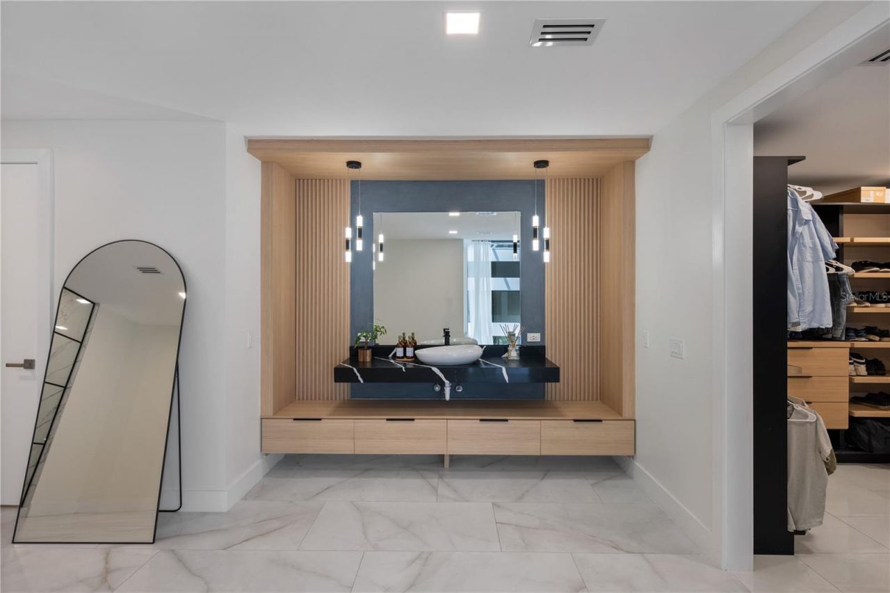 808 Sweetwater Club Boulevard, Longwood, FL 32779 Photo