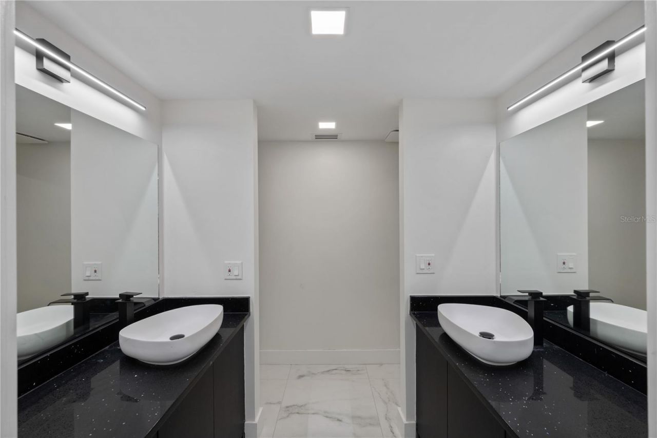 808 Sweetwater Club Boulevard, Longwood, FL 32779 Photo