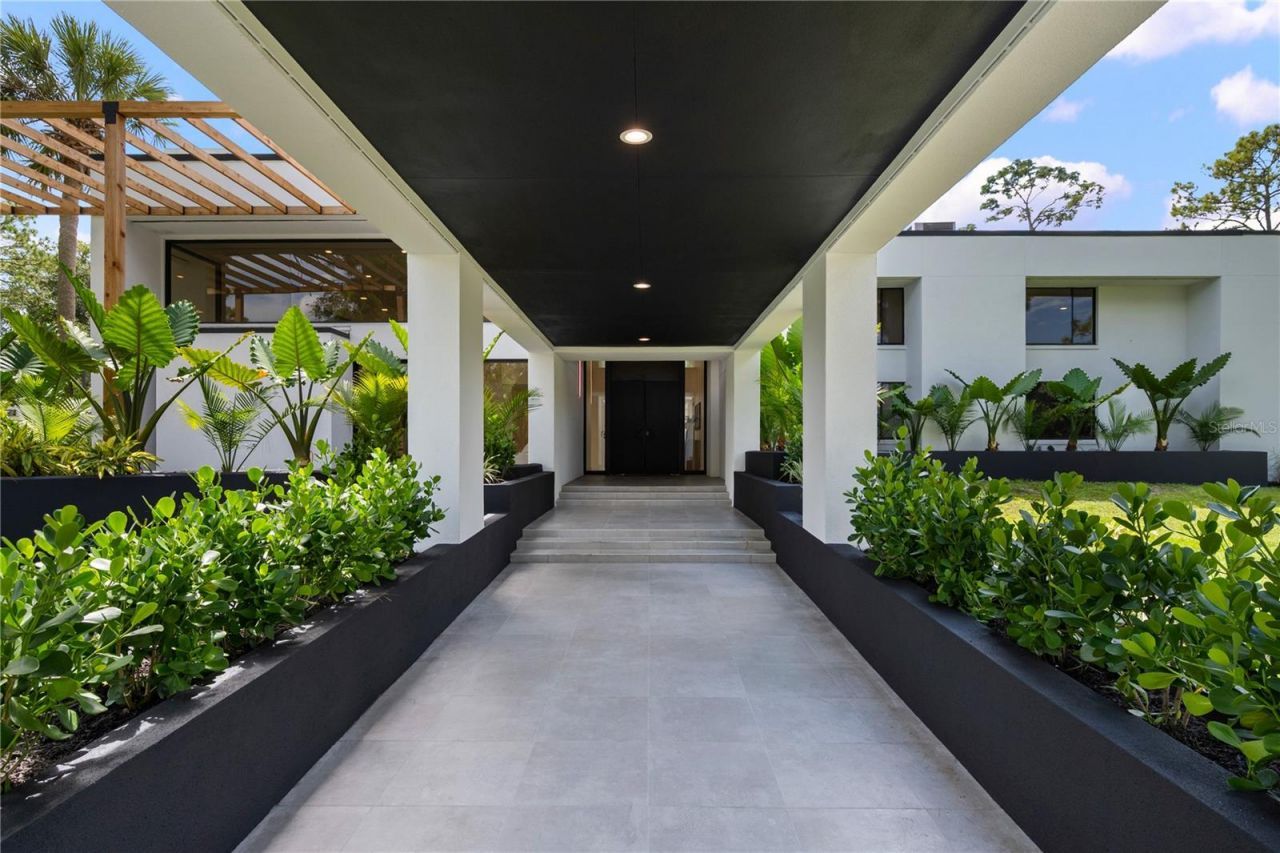 808 Sweetwater Club Boulevard, Longwood, FL 32779 Photo