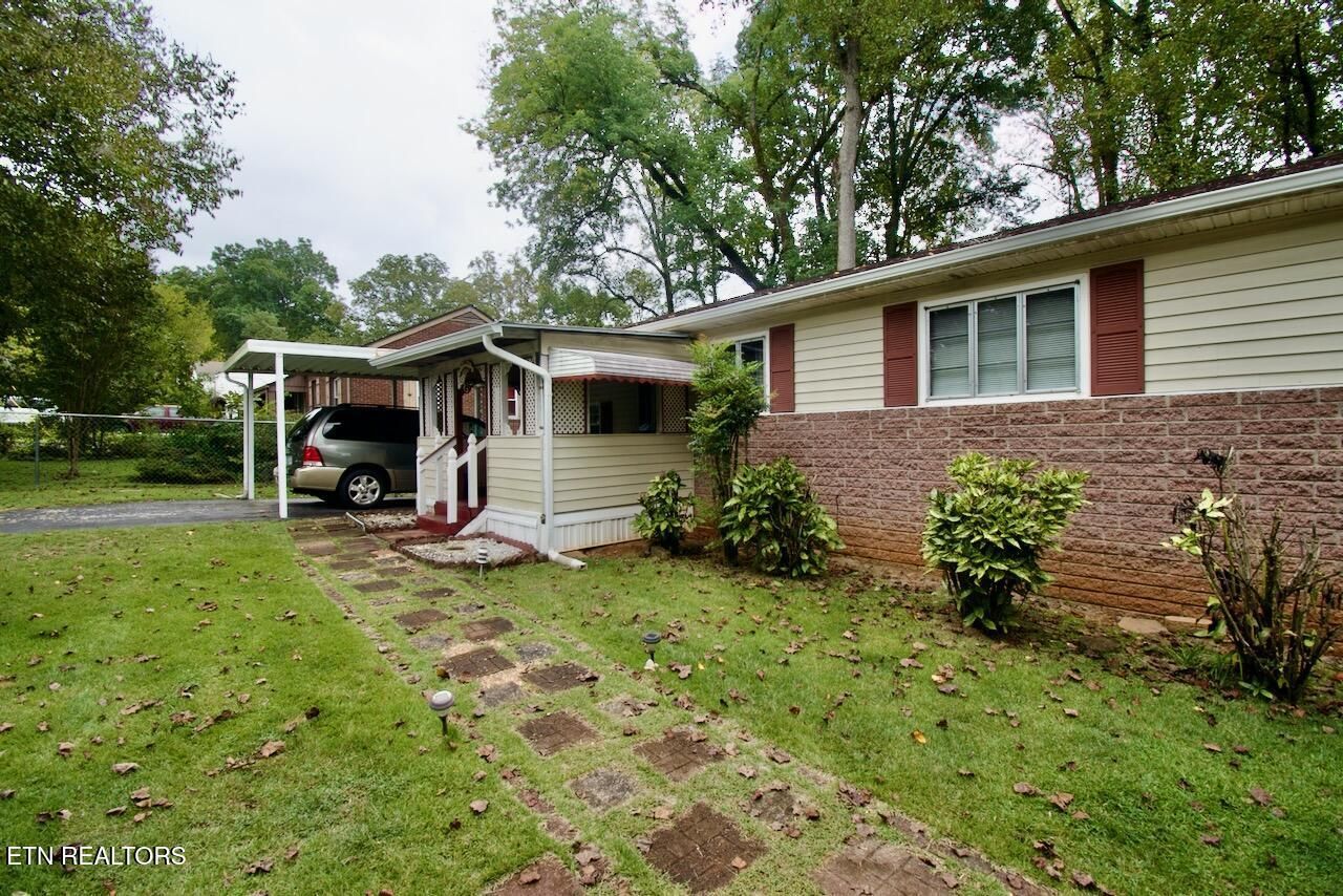 206 Hartford Rd, Knoxville, TN 37920 Main Photo