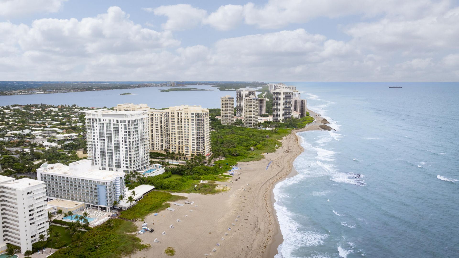 3730 N Ocean Drive, Unit 15c, Singer Island, FL 33404 Photo