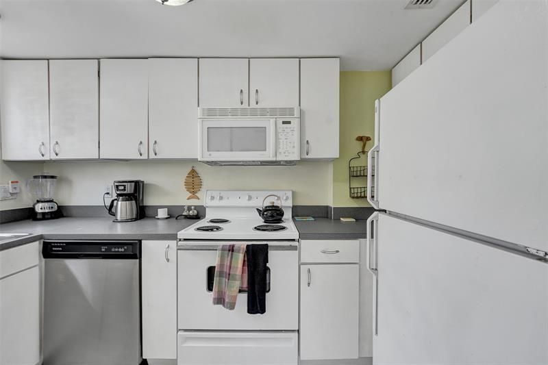 341 N Birch Road, Unit 316, Fort Lauderdale, FL 33304 Photo