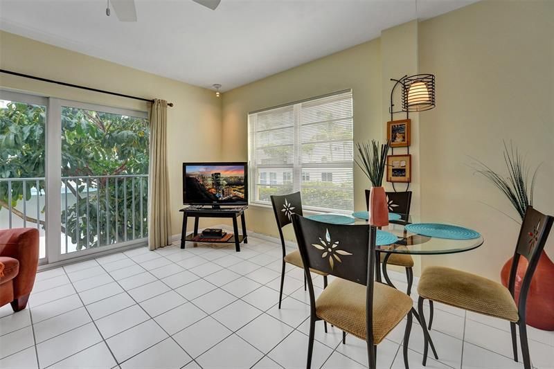 341 N Birch Road, Unit 316, Fort Lauderdale, FL 33304 Photo