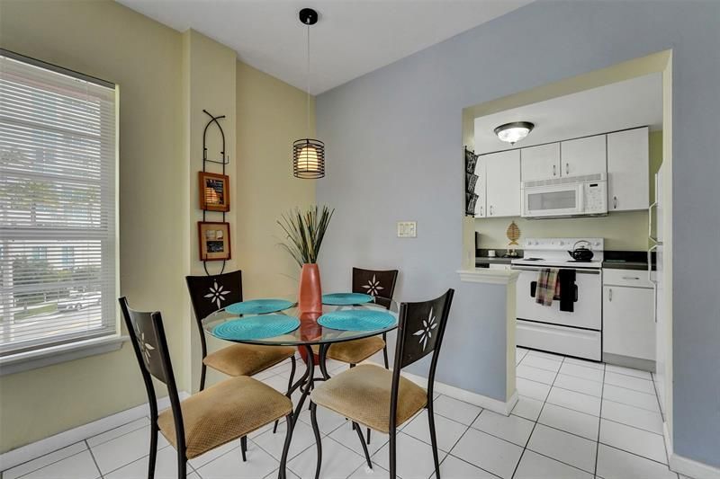 341 N Birch Road, Unit 316, Fort Lauderdale, FL 33304 Photo