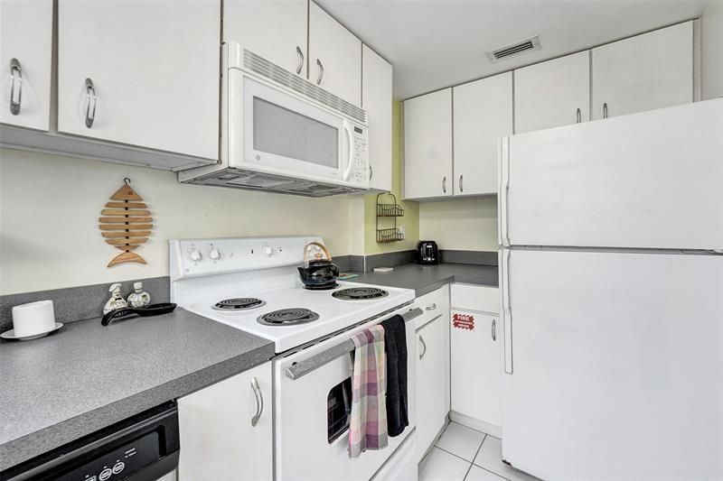 341 N Birch Road, Unit 316, Fort Lauderdale, FL 33304 Photo