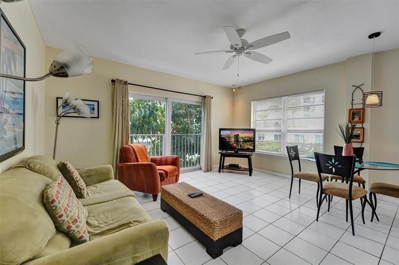 341 N Birch Road, Unit 316, Fort Lauderdale, FL 33304 Photo