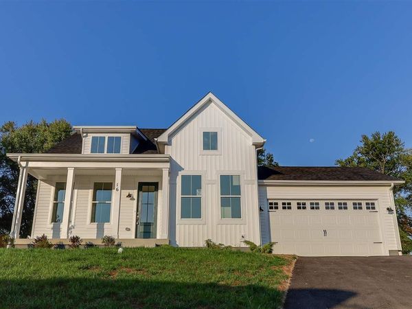 1240 Pine Tree Trail, Harbor Springs, MI 49740
