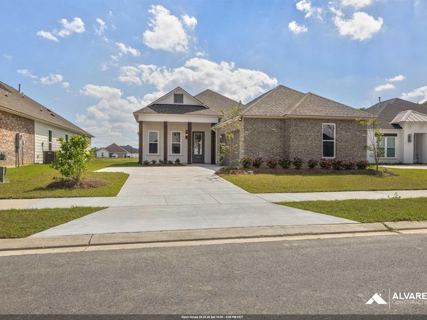 1526 Frankel Ave, Zachary, LA 70791