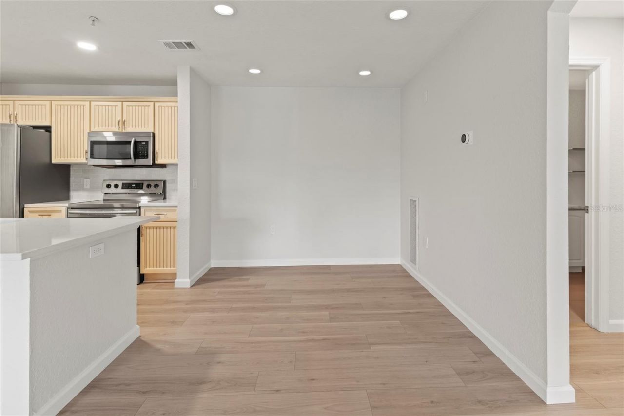 8827 Manor Loop, Unit 201, Lakewood Ranch, FL 34202 Photo