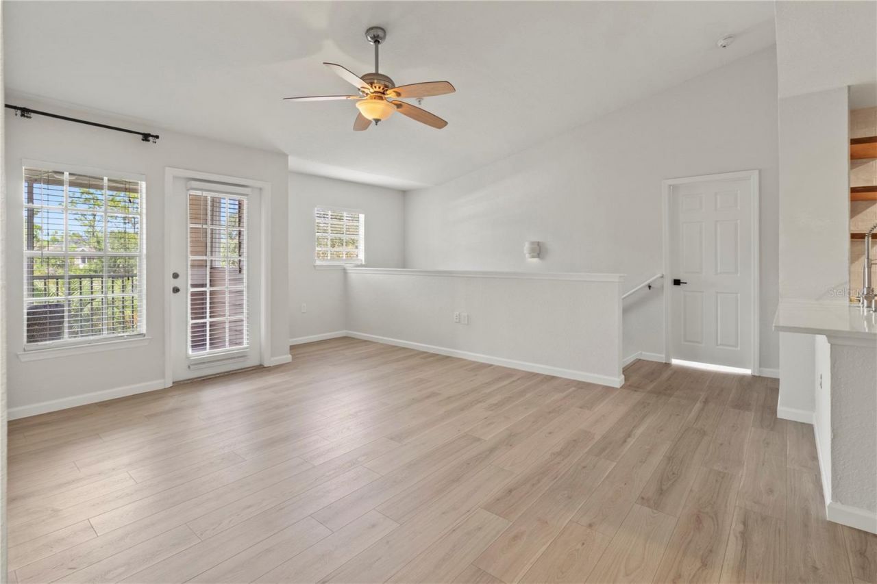 8827 Manor Loop, Unit 201, Lakewood Ranch, FL 34202 Photo