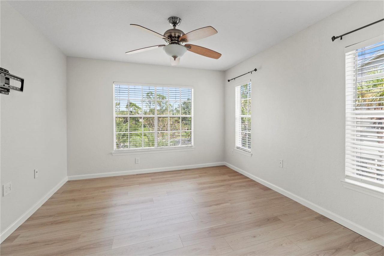 8827 Manor Loop, Unit 201, Lakewood Ranch, FL 34202 Photo