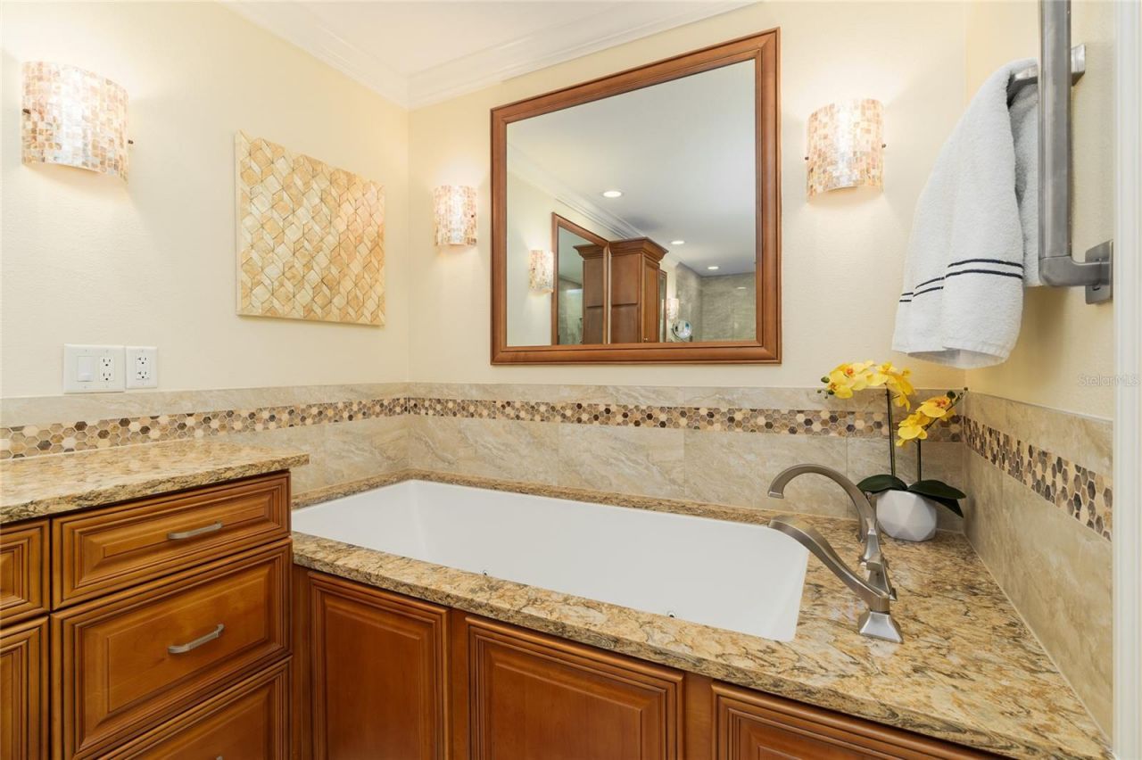 259 Minorca Beach Way, Unit 303, New Smyrna Beach, FL 32169 Photo