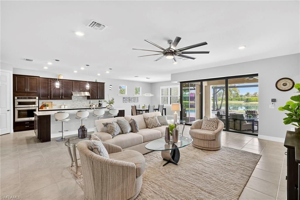 11283 Thurston Chase, Fort Myers, FL 33913 Photo