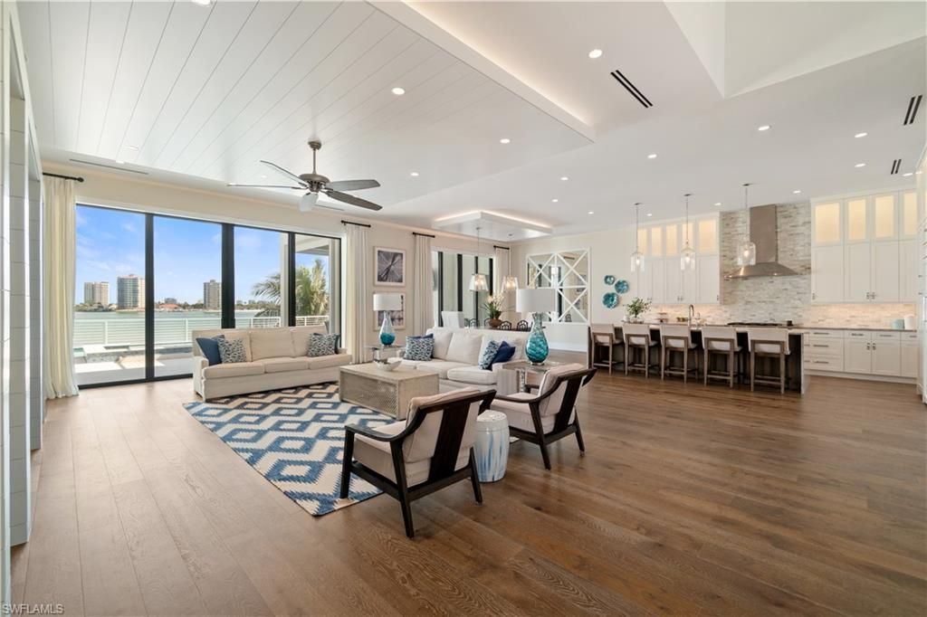 160 Little Carlos Ln, Fort Myers Beach, FL 33931 Photo