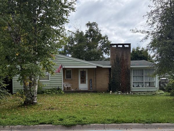 651 Dillon ST, Sault Ste Marie, MI 49783