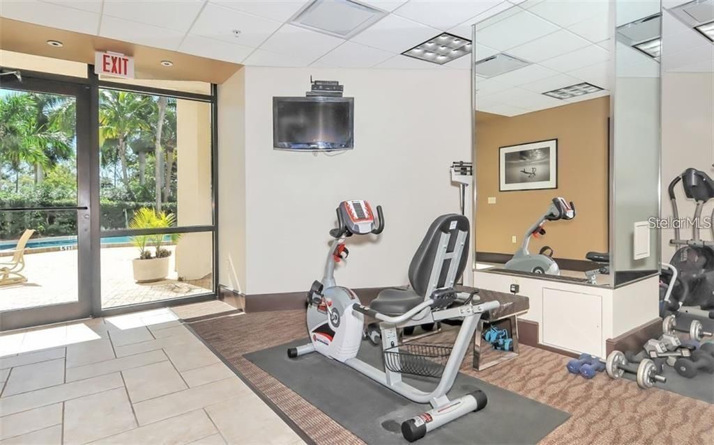 435 S Gulfstream Avenue, Unit 702, Sarasota, FL 34236 Photo