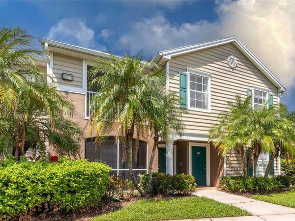 8911 MANOR LOOP, Unit 208, LAKEWOOD RANCH, FL 34202