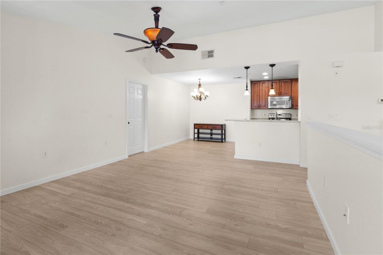 8911 Manor Loop, Unit 208, Lakewood Ranch, FL 34202 Photo