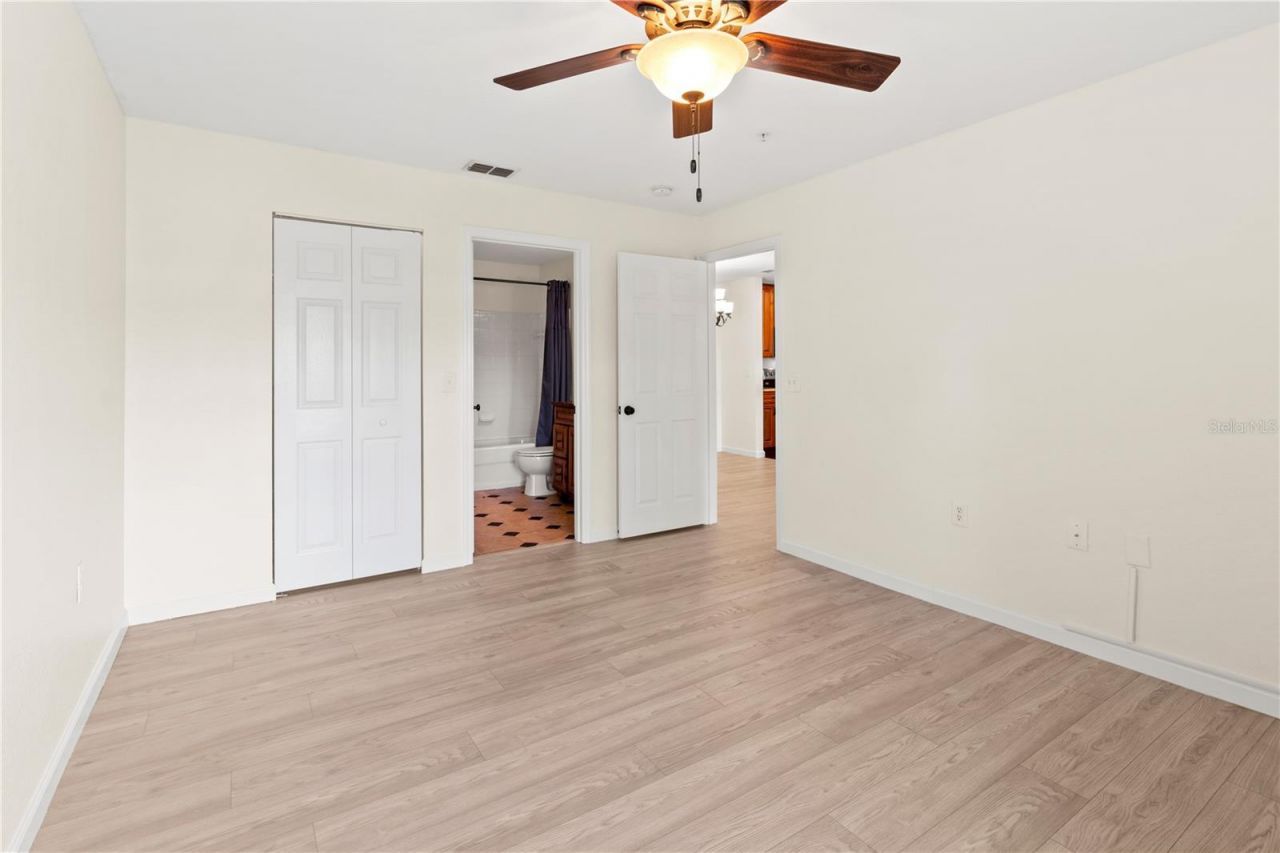 8911 Manor Loop, Unit 208, Lakewood Ranch, FL 34202 Photo