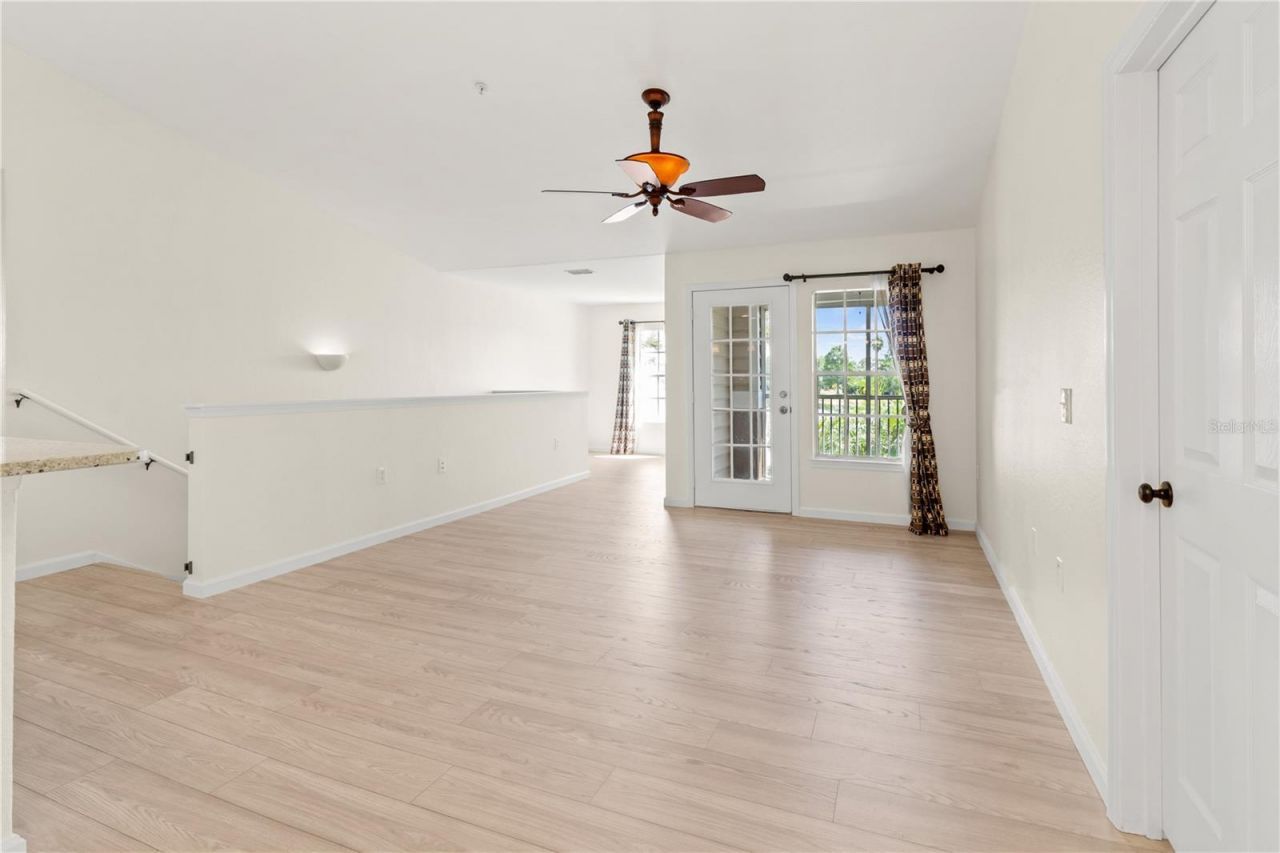 8911 Manor Loop, Unit 208, Lakewood Ranch, FL 34202 Photo