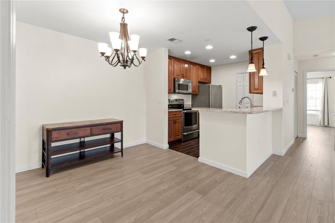 8911 Manor Loop, Unit 208, Lakewood Ranch, FL 34202 Photo