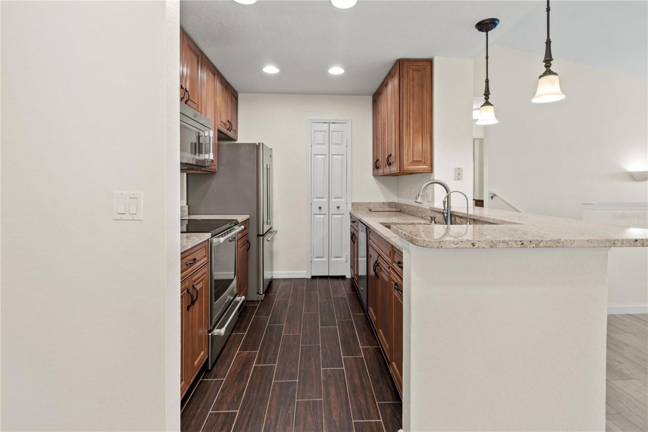 8911 Manor Loop, Unit 208, Lakewood Ranch, FL 34202 Photo