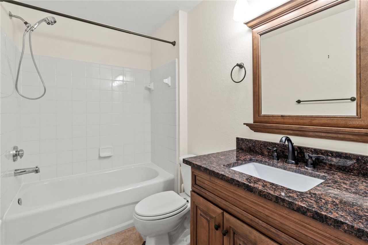8911 Manor Loop, Unit 208, Lakewood Ranch, FL 34202 Photo