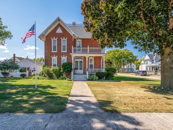 704 River Street, SABULA, IA 52070