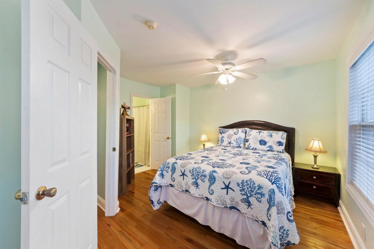 4765 Arco Lane Photo 32