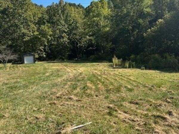 296 Kingery Hollow Road, Lesage, WV 25537