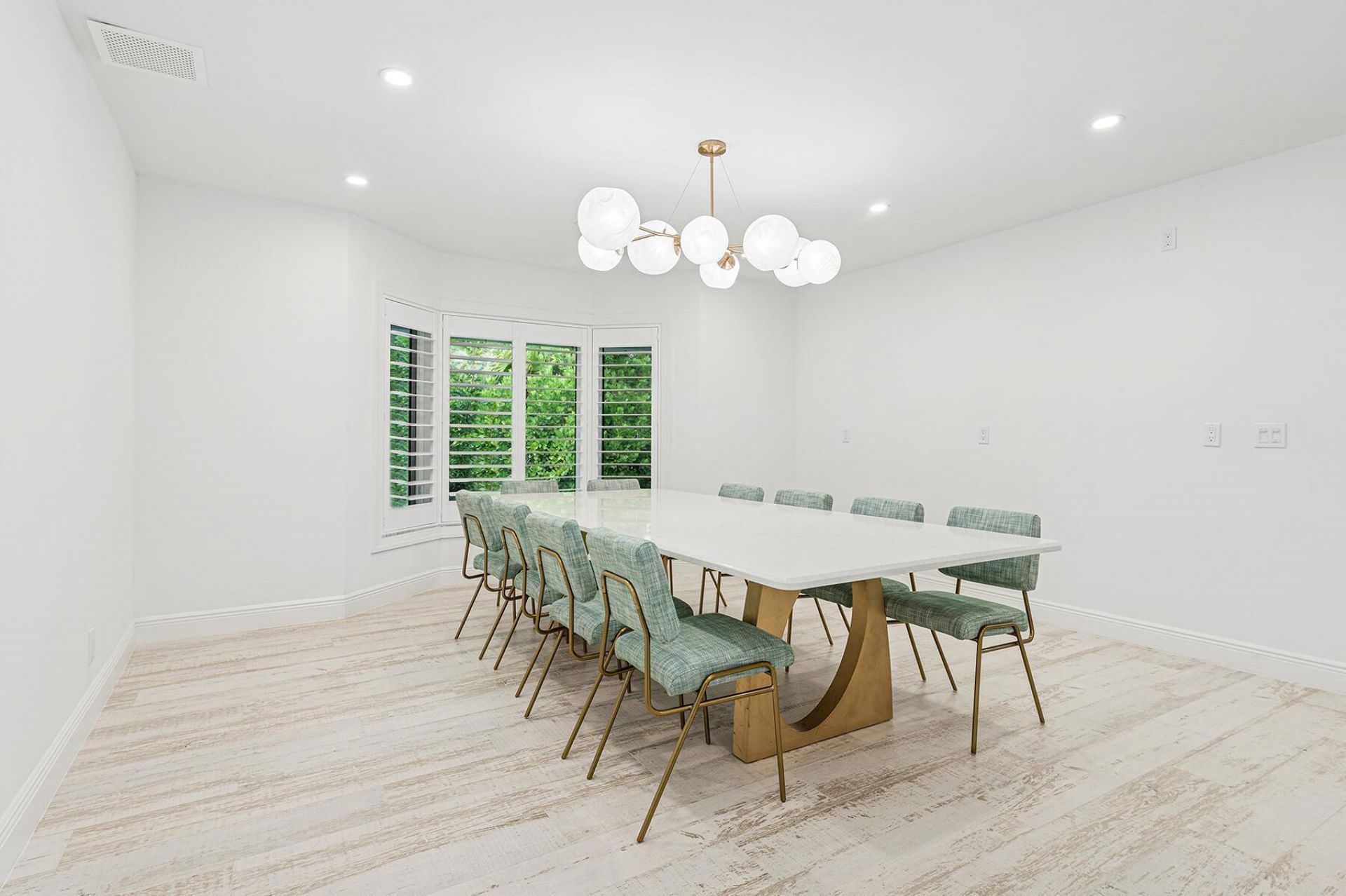 8 Woodbrook Circle, West Palm Beach, FL 33401 Photo