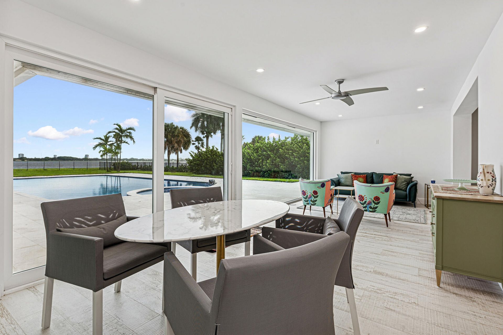 8 Woodbrook Circle, West Palm Beach, FL 33401 Photo