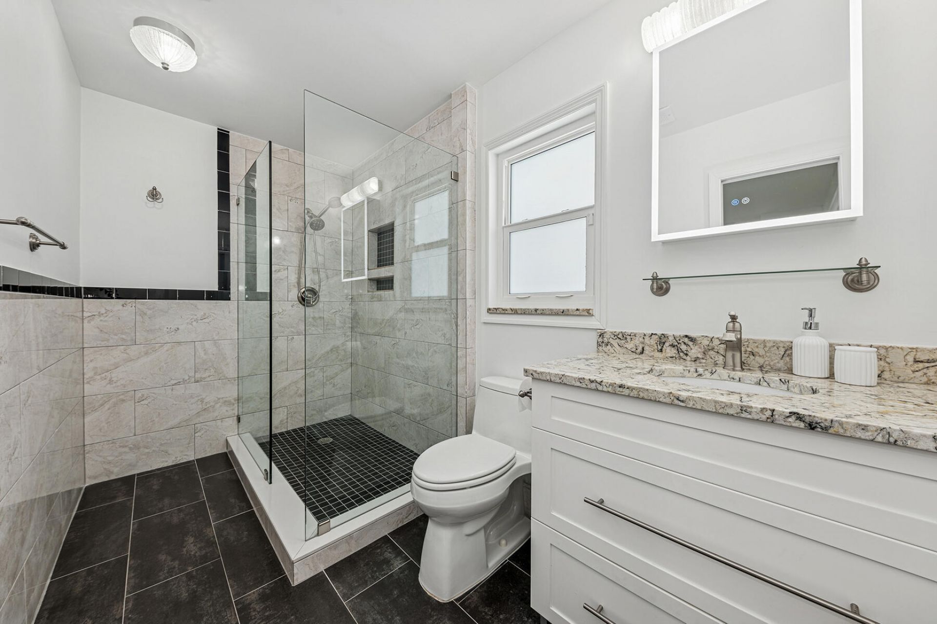 8 Woodbrook Circle, West Palm Beach, FL 33401 Photo