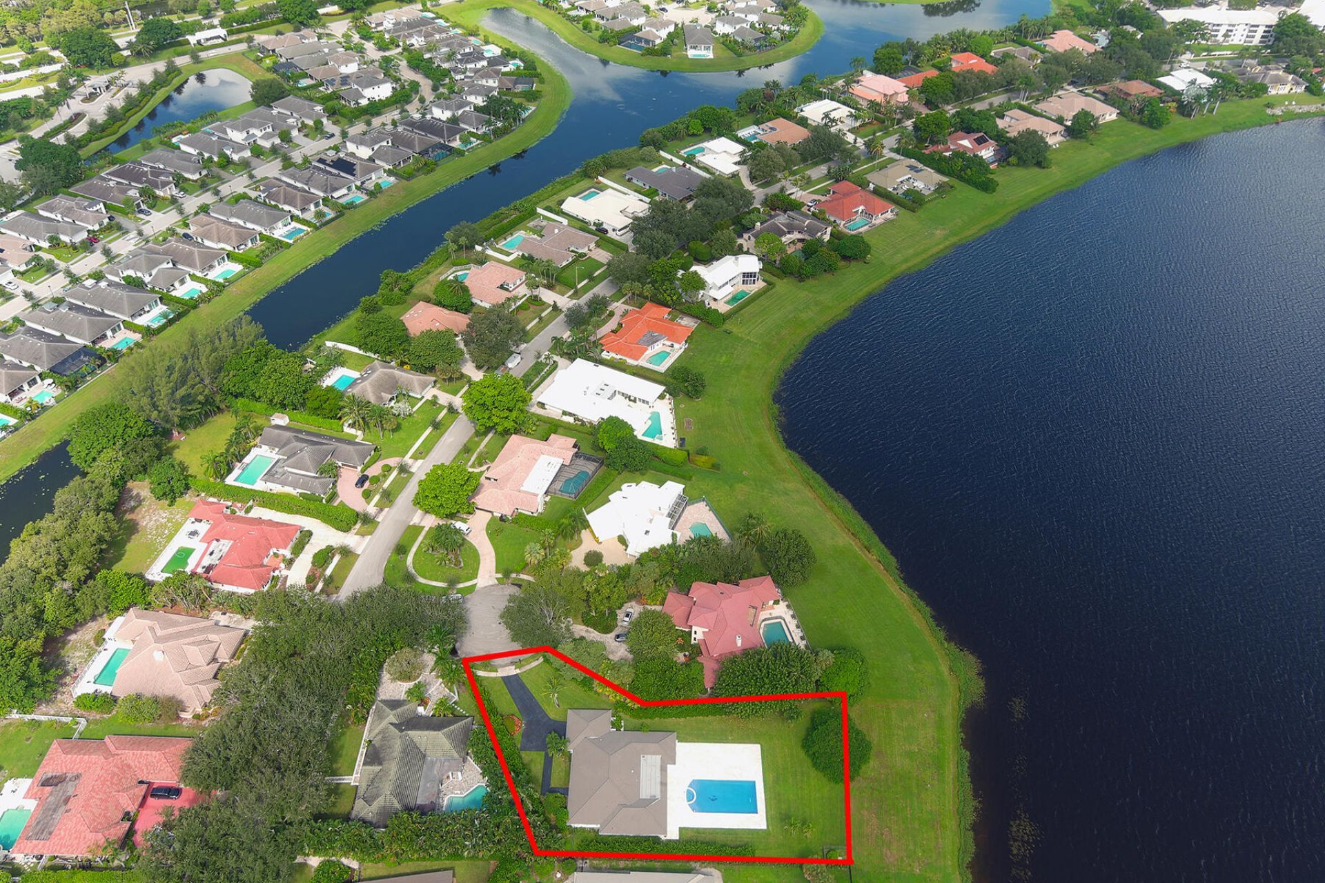 8 Woodbrook Circle, West Palm Beach, FL 33401 Photo