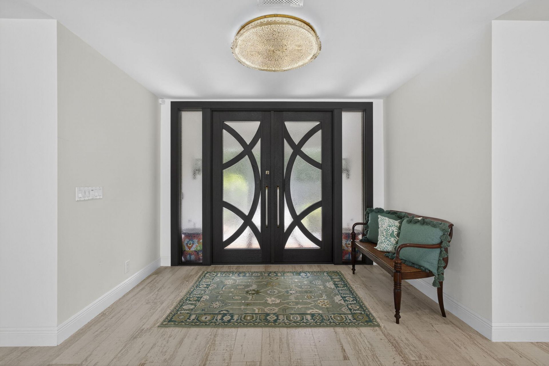 8 Woodbrook Circle, West Palm Beach, FL 33401 Photo