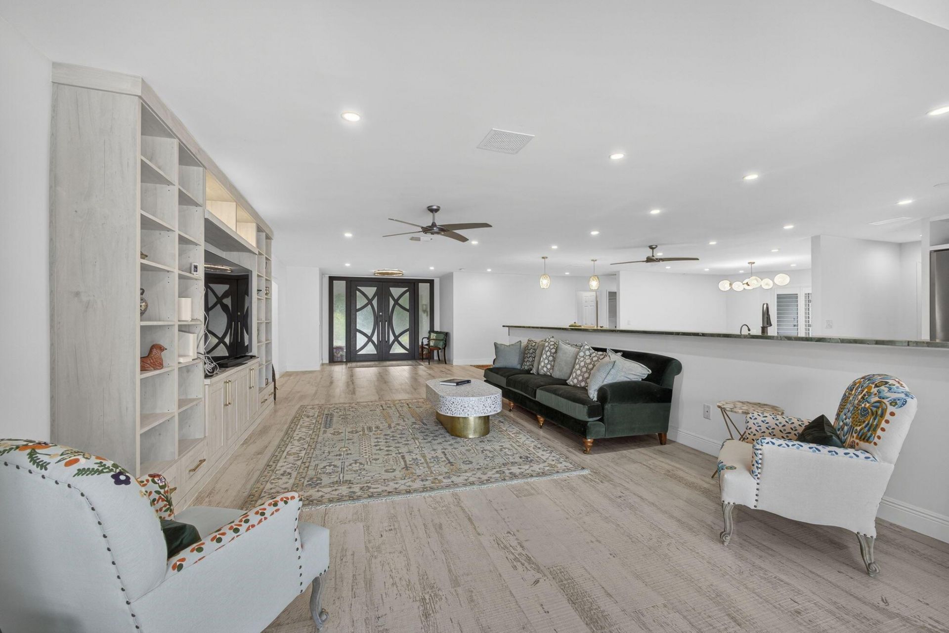 8 Woodbrook Circle, West Palm Beach, FL 33401 Photo